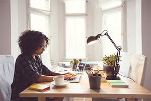 Comment s’assurer que l’employeur contrôle effectivement la charge de travail des salariés en forfait-jours ?